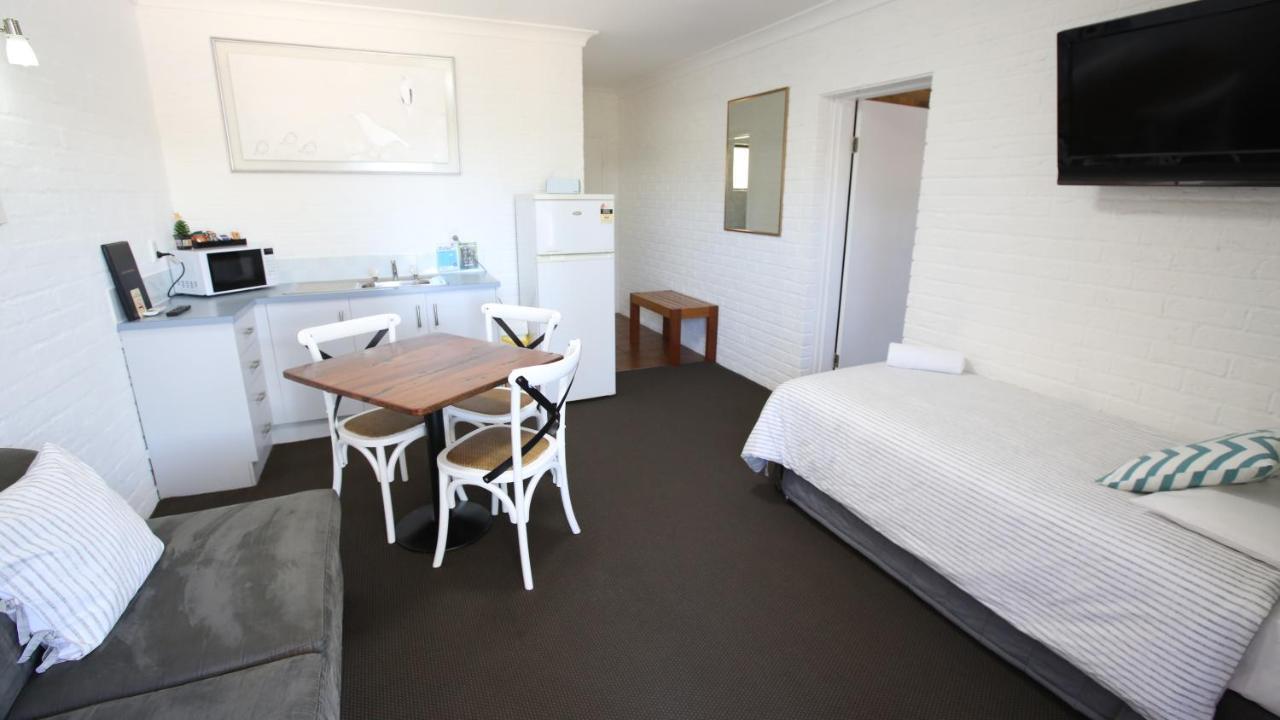 Hawks Nest Motel Esterno foto